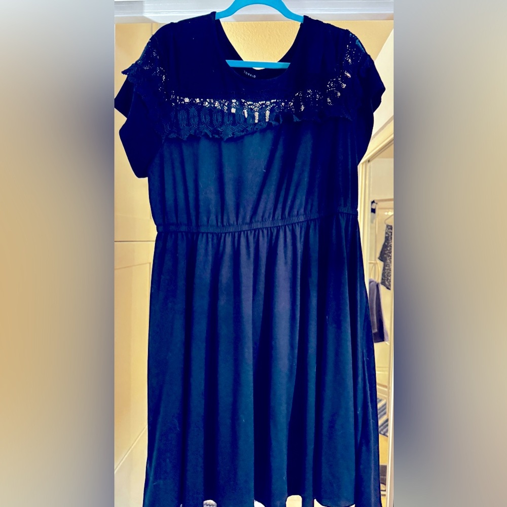 Torrid size 2 eyelet dress